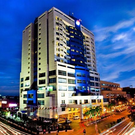Mega Hotel Sdn Bhd Miri Exterior photo