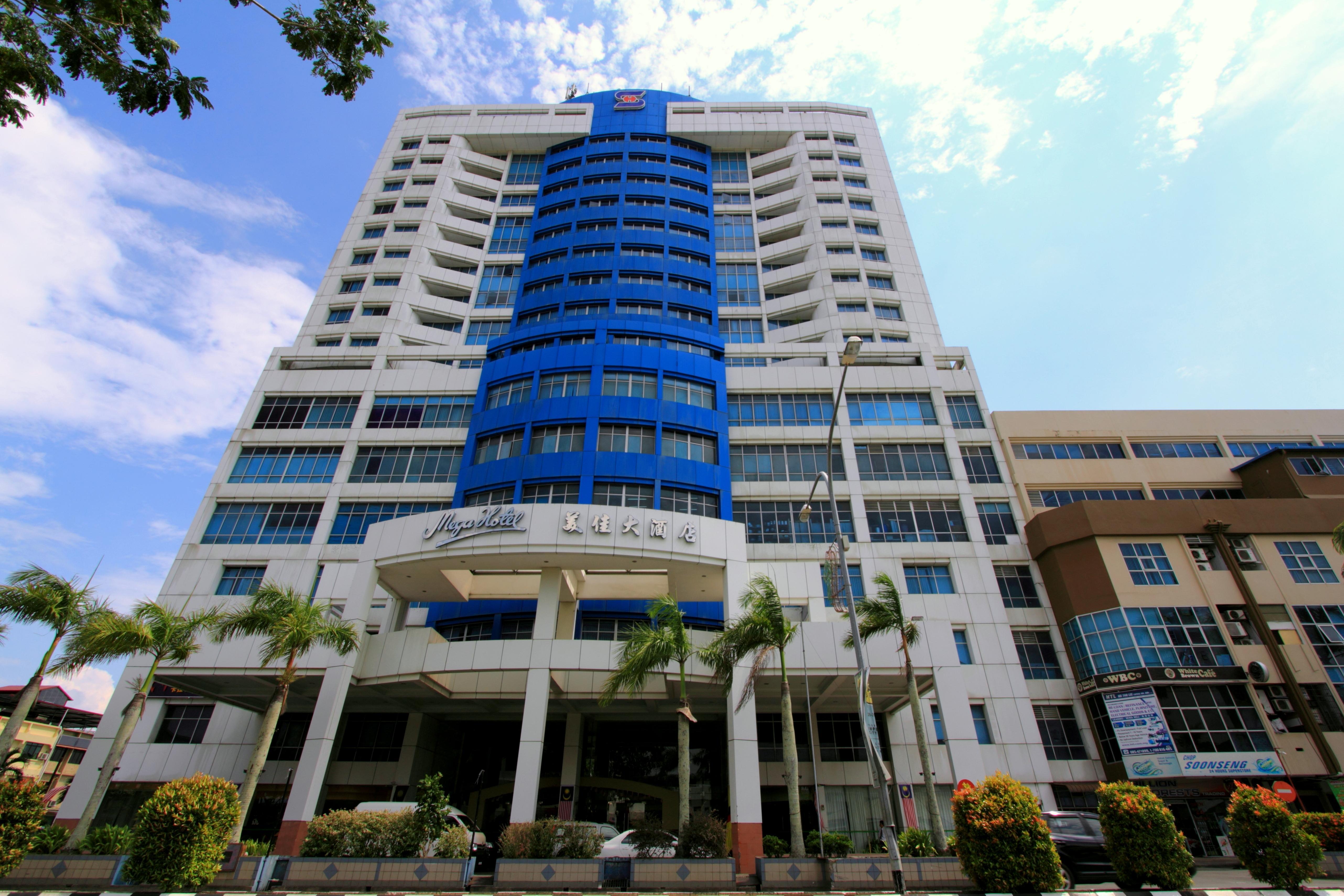 Mega Hotel Sdn Bhd Miri Exterior photo
