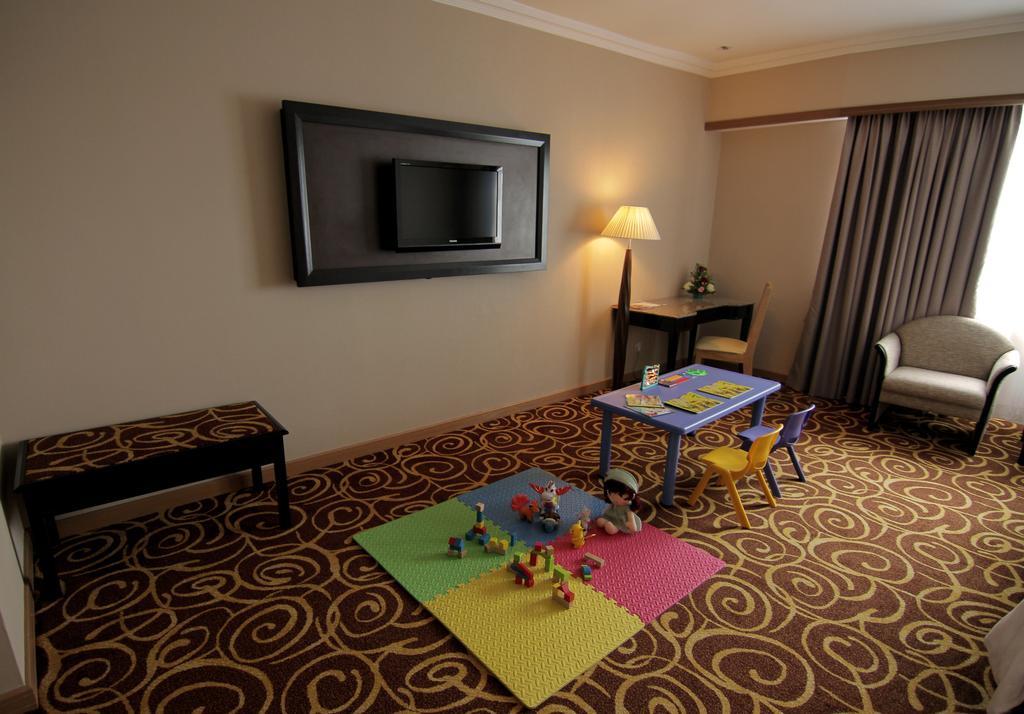 Mega Hotel Sdn Bhd Miri Room photo