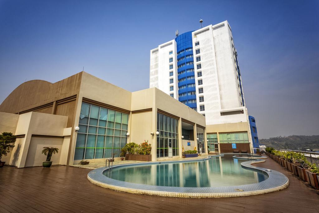Mega Hotel Sdn Bhd Miri Exterior photo